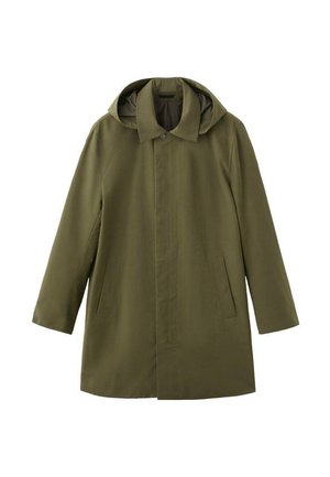 Manteau vert olive longueur genoux avec manches longues, boutons dissimulés à l'avant, deux poches latérales et capuche attachée.