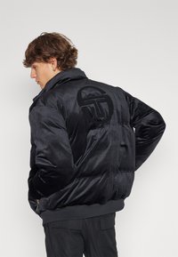Sergio Tacchini REFINED JACKET - Giacca invernale - black/humus