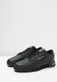 Reebok EXOFIT CLEAN LOGO Zapatillas - black/silver/negro Zalando.es