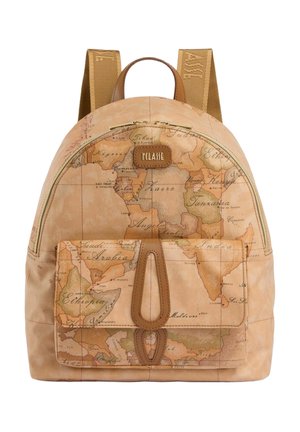 Zaino con design di mappa del mondo vintage, rifiniture in pelle color cuoio, compartimento principale con cerniera, tasca frontale con patta e spallacci in tessuto con marchio.