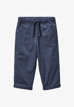 Shorts en coton bleu foncé avec une taille élastique, un cordon de serrage et deux poches avant. Présente un ourlet roulé aux jambes pour un ajustement décontracté.
