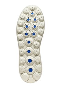 Sole in gomma bianca con perforazioni circolari e accenti blu. Presenta una superficie texturizzata per una migliore aderenza. Logo Geox sul lato.