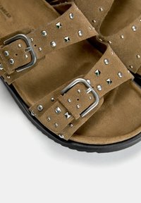 PULL&BEAR FLAT  - Muiltjes - brown
