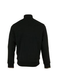 Suéter negro de cuello alto, con textura sólida, diseño ajustado y puños acanalados que presentan un sutil acento de rayas. Vista posterior mostrada.