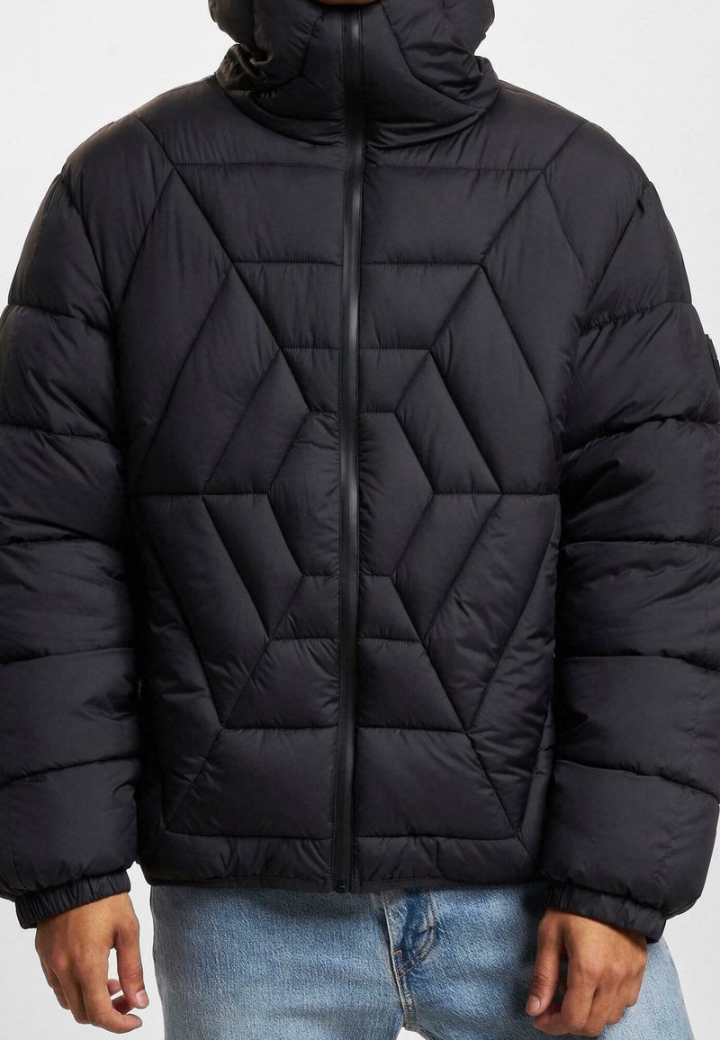 Southpole Talvitakki - black