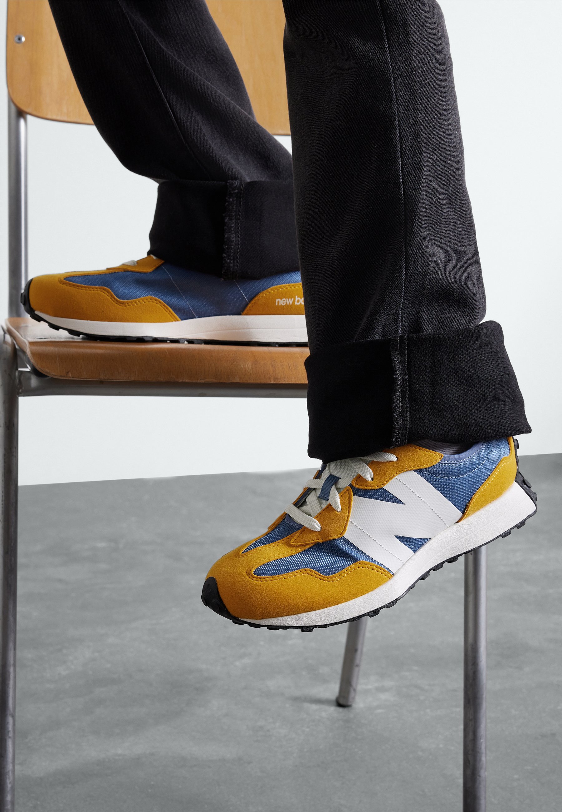 New Balance 327 - Trainingsschuh - mustard/blue/senf - Zalando.de 