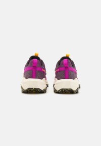 New Balance TEKTREL - Trail hardloopschoenen - purple