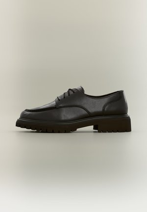 Paul Green, Zakelijke veterschoenen - classic calf espresso