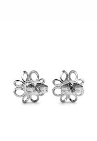 Boucles d'oreilles en argent en forme de fleur, en métal poli, avec des pétales en boucle et un fermoir sécurisé, présentant une texture lisse et brillante.