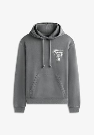 Szara bluza z kapturem, kieszenią na przodzie, sznurkiem w kapturze i białym napisem z nazwami miast świata na lewej piersi.