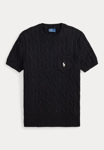 Suéter negro de punto con cable de manga corta, cuello redondo, pequeño bolsillo en el pecho y logo blanco de Polo Ralph Lauren en el bolsillo.
