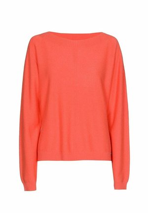 Pull en corail à manches longues avec un col, des poignets et un ourlet côtelés, présentant une couture verticale subtile au centre devant.