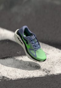 Επιλέχθηκε, iron purple/voltage green/off noir/sail