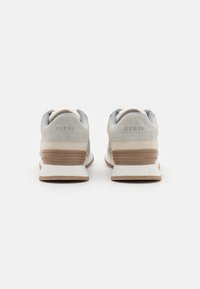 Guess FANO - Sneakers basse - cream/grey/brown