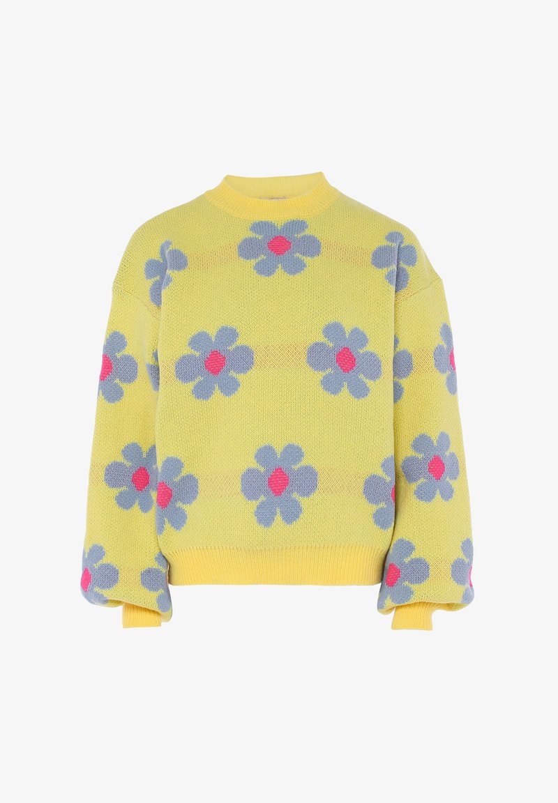 Gelber Strickpullover mit einem übergroßen Design, das blaue und pinke Blumenmuster sowie gerippte Bündchen aufweist. Weiche Textur mit lässiger Passform.