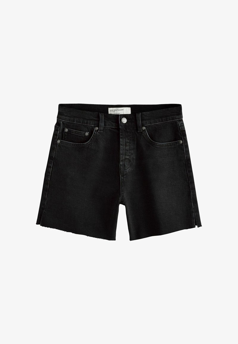 Short en denim noir avec bouton avant, fermeture éclair, passants de ceinture, cinq poches et petites fentes latérales sur l'ourlet.