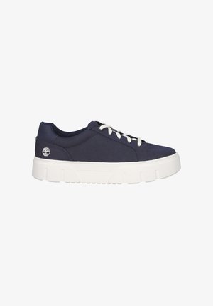 Marineblaues Stoff-Sneaker mit weißer Sohle, runder Zehenpartie und weißen Schnürsenkeln. Verfügt über ein kleines Logo an der Seite und eine strukturierte Sohle für besseren Halt.