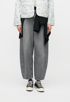 JDYSUSIE - Jeansy baggy