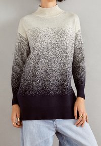 Marks & Spencer Sweter