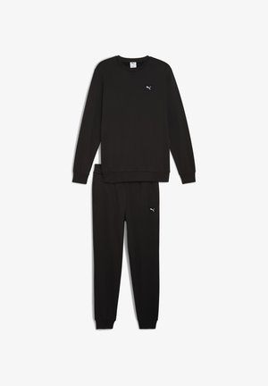 Set de trening negru format dintr-un top cu mâneci lungi și guler rotund și pantaloni asortați. Ambele piese au un mic detaliu cu logo alb.