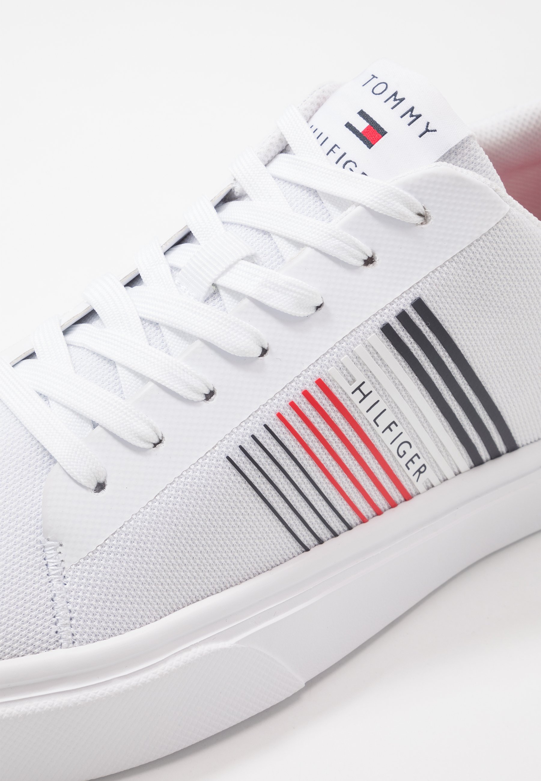 tommy hilfiger lightweight stripe knit trainers in white
