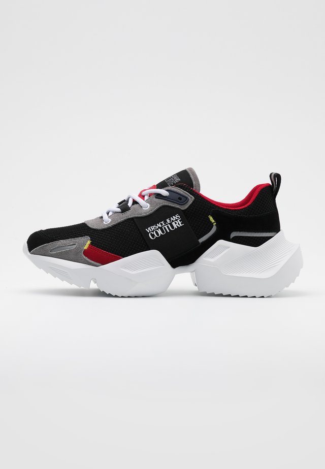 Trainers - black