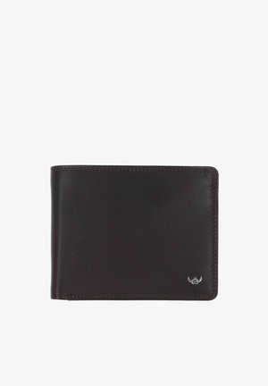 Portefeuille bifold en cuir marron foncé avec coutures visibles et petit emblème argenté dans le coin inférieur droit sur fond blanc.