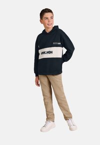 Blue Seven Mikina s kapucí - blau