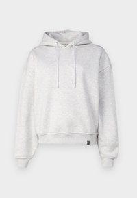 Světle šedá mikina s kapucí a stahovací šňůrkou. Má volný střih, žebrované manžety a lem a malou nášivku s logem dole.