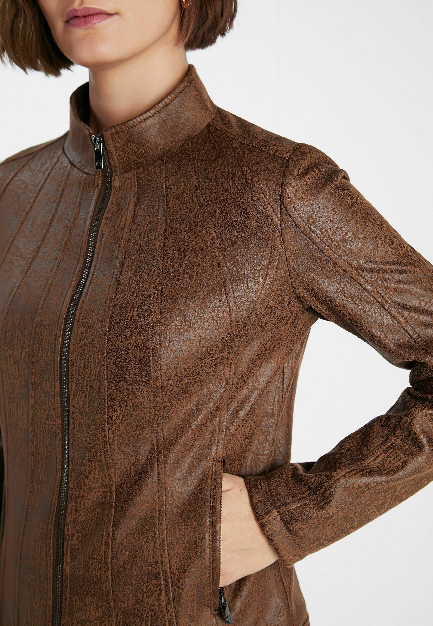 Desigual SLIM HIGH NECK - Chaqueta de cuero sintético - brown/marrón -  Zalando.es