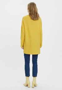 Vero Moda Neule - yellow
