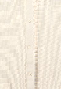 Thumbnail Image 8