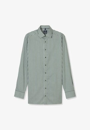 Gestreiftes Hemd mit grünen und weißen vertikalen Streifen, langen Ärmeln, einem Kragen und schwarzen Knöpfen. Glatte Stoffstruktur.