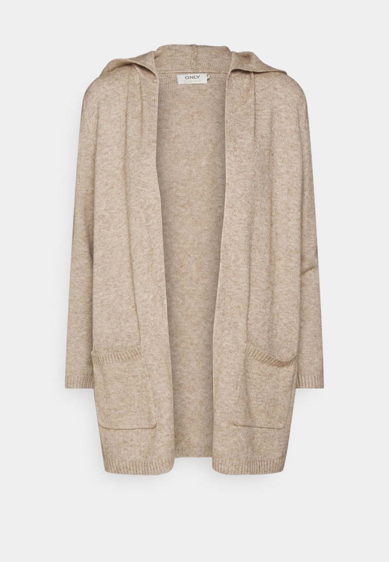 Cardigan en maille beige à ouverture avant avec capuche, manches longues et deux poches avant, présenté sur un fond uni.