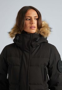 JACK1T FIRST RESCUE  - Dunkappa / -rock - black