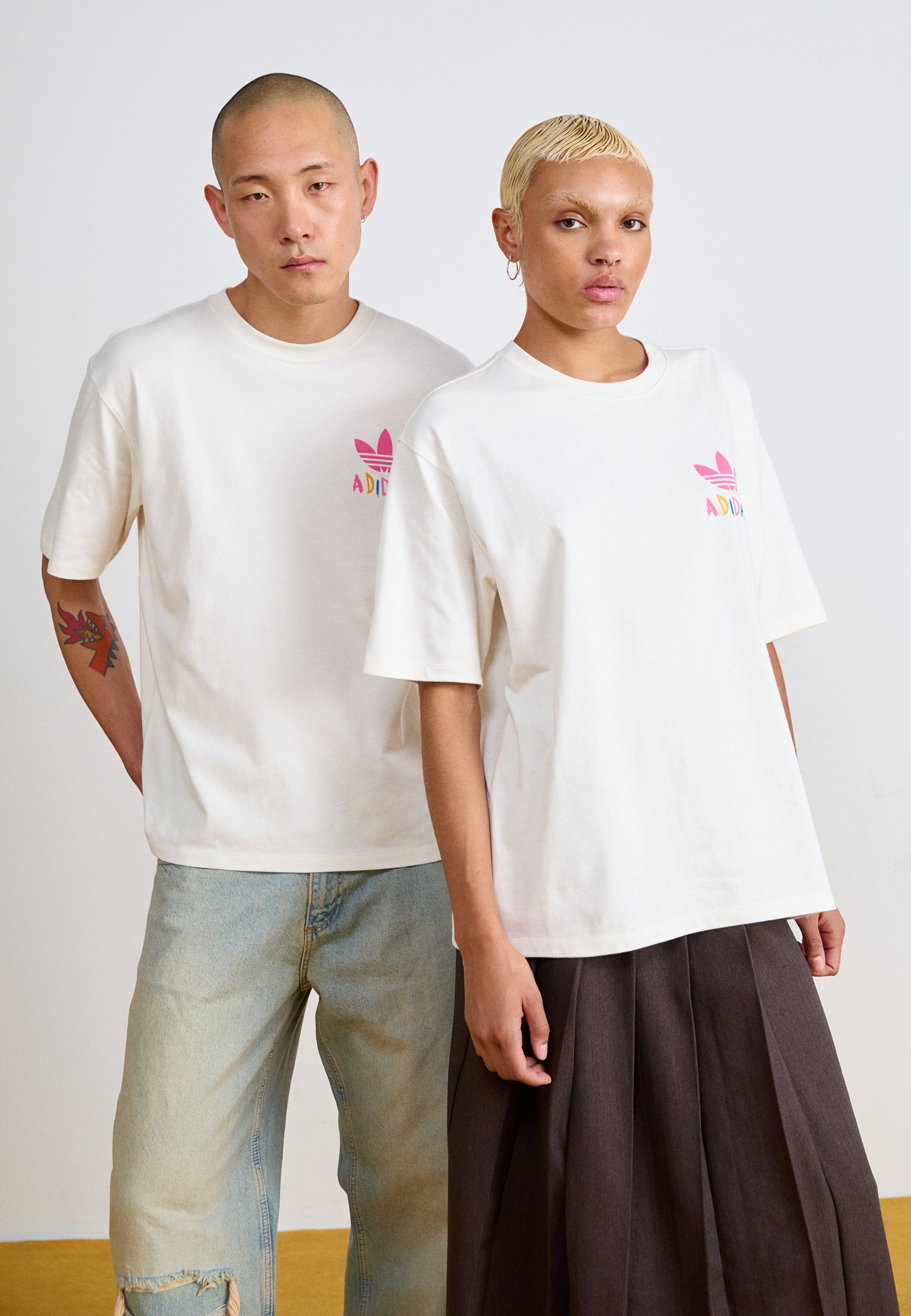 adidas Originals TEE PARIS UNISEX - Print T-shirt - off