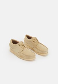 Clarks Originals - WALLABEE BOAT - Brīvā laika šņorkurpes - maple Miniatūras attēls 1