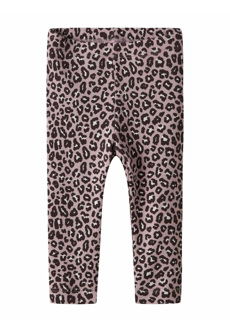 Leggings z leopardjim vzorom iz mehkega in raztegljivega materiala, ki imajo svetlo roza osnovo z temno rjavimi in črnimi pikami. Elastičen pas, dolžina do gležnjev.