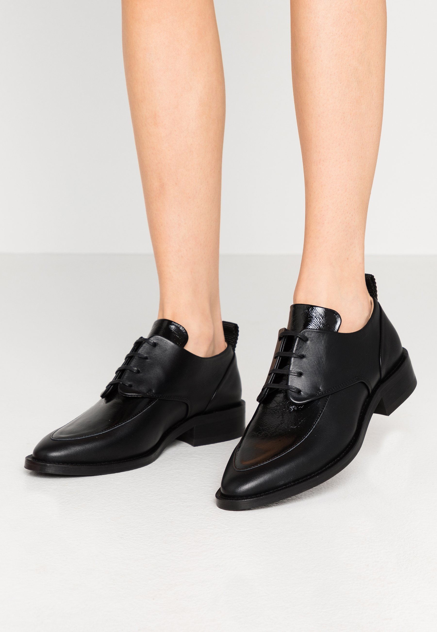 Royal RepubliQ PRIME GLAZE DERBY SHOE - Veterschoenen - black/Zwart -  Zalando.nl