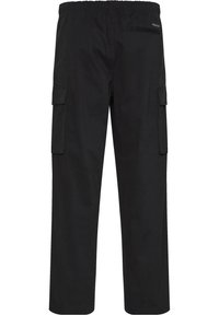 Pantalon cargo noir avec ceinture élastique, deux poches latérales à rabat et une poche arrière passepoilée avec petit logo Calvin Klein.