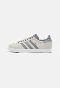 Ej vald, grey one/grey three/footwear white