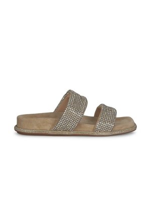 PLANA TIRAS STRASS - Sandalias planas - arena