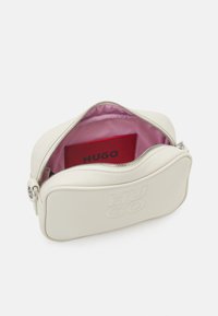 HUGO CROSSBODY  - Torba preko tijela - open white
