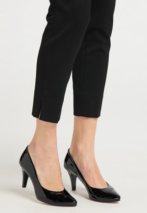 Pantofi clasici cu toc - black