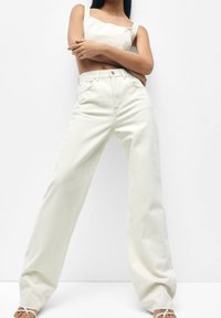 PULL&BEAR Vaqueros rectos - beige