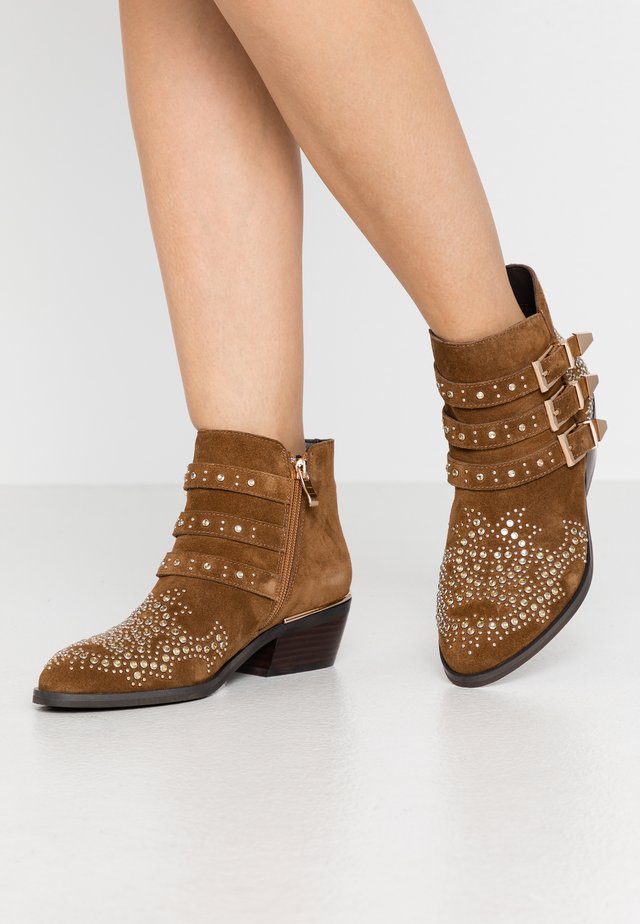 Ankle Boot - camel