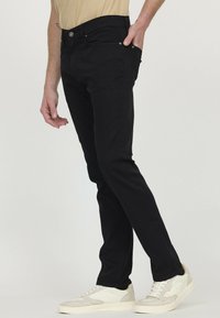 Lee Cooper Jean slim - noir