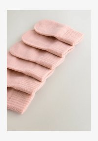 Unselected, pink