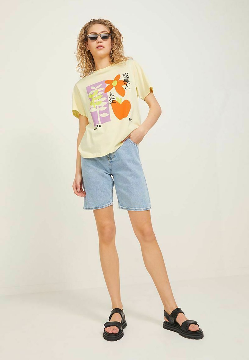 Damen T-Shirts | JJXX JXEDITH RELAXED TEE T-Shirt print pastel yellow/gelb - MF17480 Damen T-Shirts | JJXX JXEDITH RELAXED TEE T-Shirt print pastel yellow/gelb - MF17480