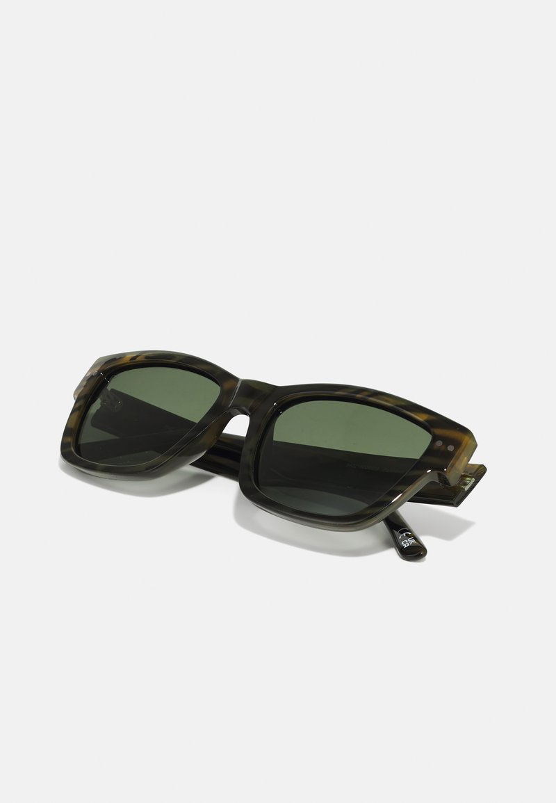 PRIVÉ REVAUX Men's THE ALTON Sunglasses - Bold Square Frames With Rivet Details, RX-Able